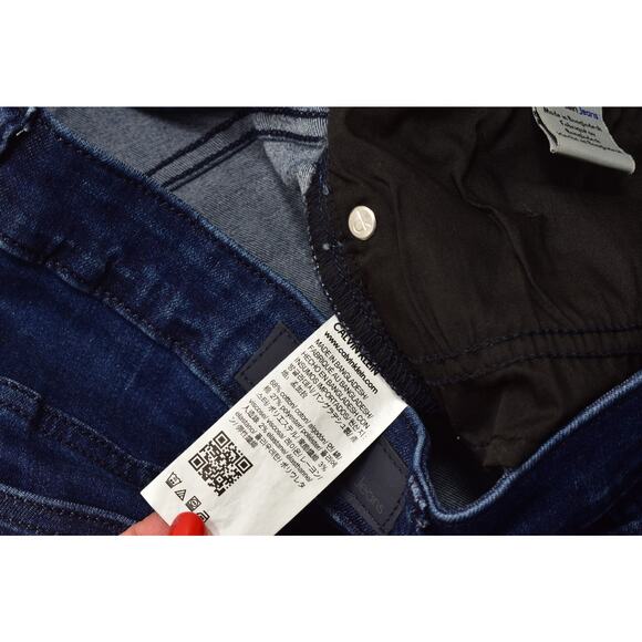 Calvin Klein Jeans Women's Regular Size 4 Slim Boyfriend Denim Stretch - Picture 6 of 8